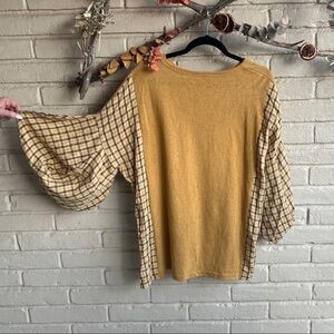 **Women's Mustard Plaid Puffy Sleeve Top**